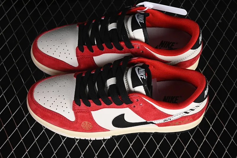 All categories Nk SB Dunk Series Nk SB Dunk Low High-end customized low-top sneakers Nike SB Dunk Low Limited to the Year of the Horse Good fortune to start the new year High-end customized low-top casual skate shoes HT5088-651